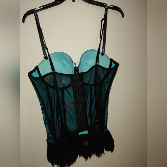 Bustier - Picture 2 of 2